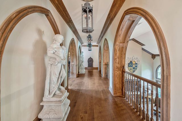 1108 Belle Meade Blvd, Nashville, TN 37205