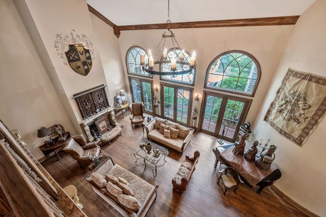 1108 Belle Meade Blvd, Nashville, TN 37205