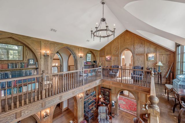 1108 Belle Meade Blvd, Nashville, TN 37205