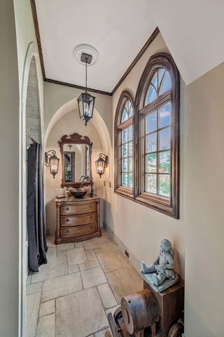 1108 Belle Meade Blvd, Nashville, TN 37205