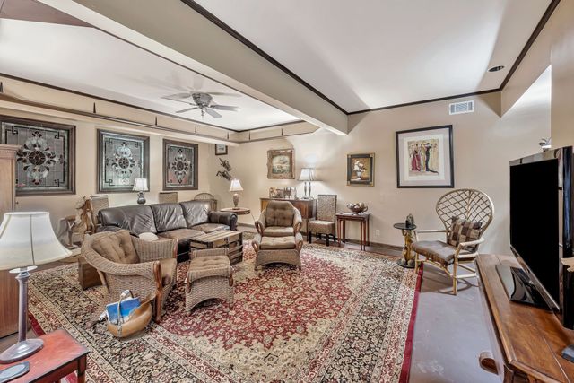 1108 Belle Meade Blvd, Nashville, TN 37205