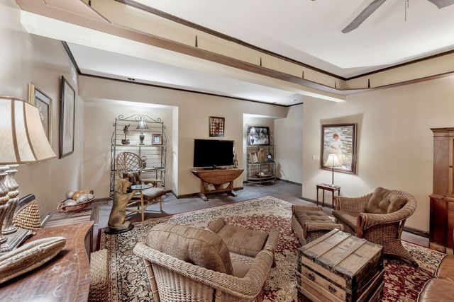 1108 Belle Meade Blvd, Nashville, TN 37205