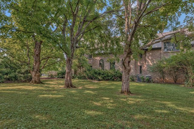1108 Belle Meade Blvd, Nashville, TN 37205