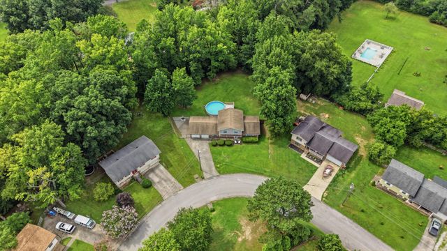 7510 Florence Drive, Hixson, TN 37343