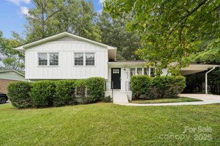 1530 Barberry Court, Charlotte, NC 28211