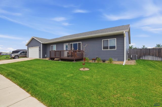 155 N WILDER BLVD, Hermosa, SD 57744