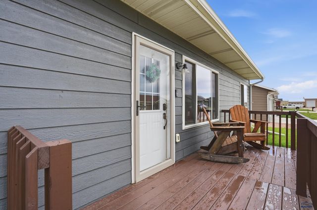155 N WILDER BLVD, Hermosa, SD 57744
