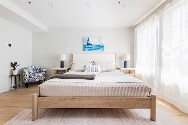 10 Brown & Howard Wharf 101, Newport, RI 02840