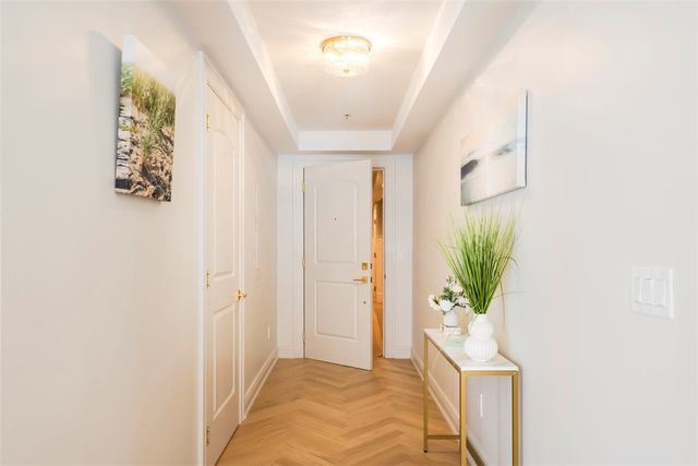 10 Brown & Howard Wharf 101, Newport, RI 02840