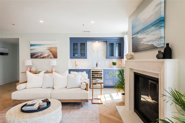 10 Brown & Howard Wharf 101, Newport, RI 02840