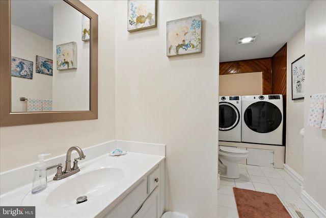 420 OCEAN PARKWAY, Ocean Pines, MD 21811