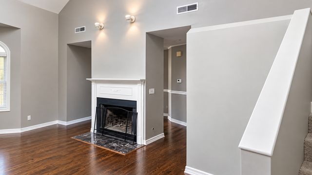 3636 N Hermitage Avenue 2, Chicago, IL 60613