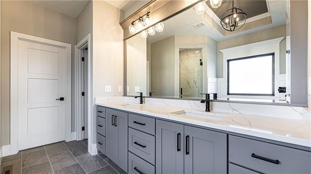 115 Teton Ridge, Lake Winnebago, MO 64034