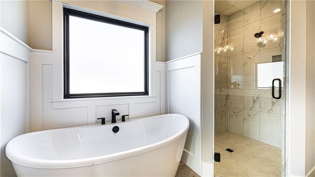 115 Teton Ridge, Lake Winnebago, MO 64034