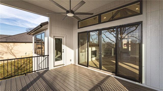 115 Teton Ridge, Lake Winnebago, MO 64034