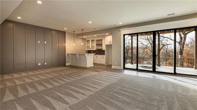 115 Teton Ridge, Lake Winnebago, MO 64034