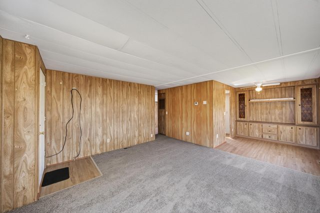 21133 Ronald Street, Anderson, CA 96007