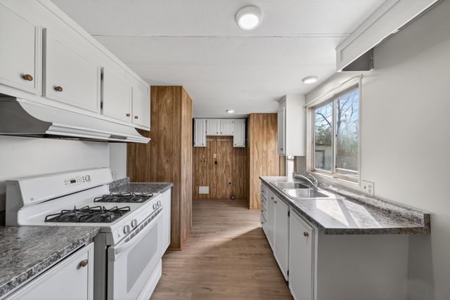 21133 Ronald Street, Anderson, CA 96007