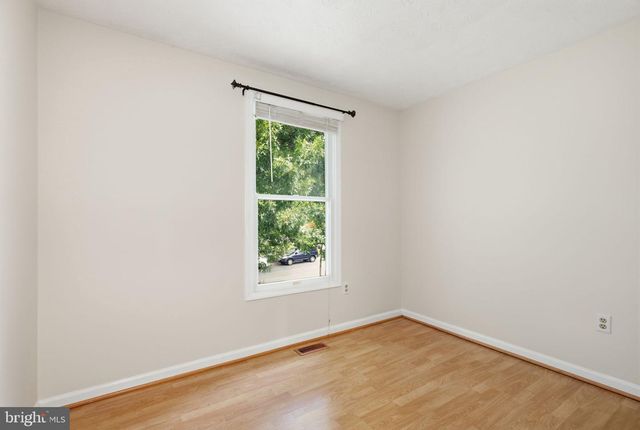 7545 BRENISH DR, Gaithersburg, MD 20879