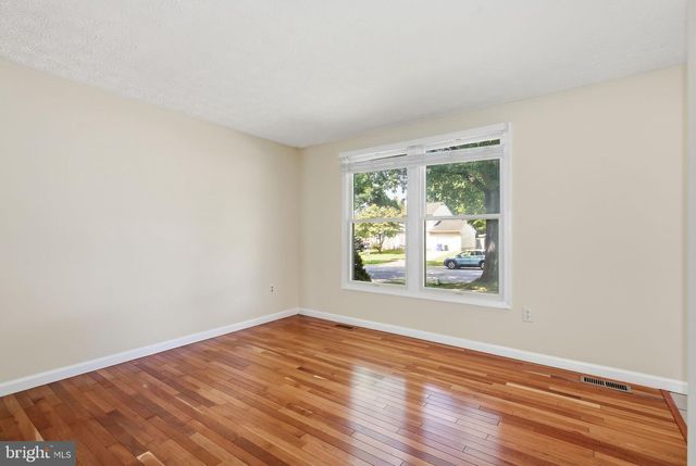 7545 BRENISH DR, Gaithersburg, MD 20879