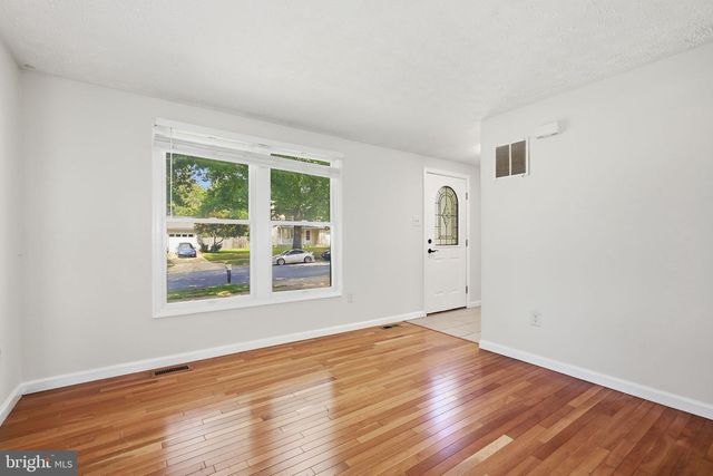 7545 BRENISH DR, Gaithersburg, MD 20879