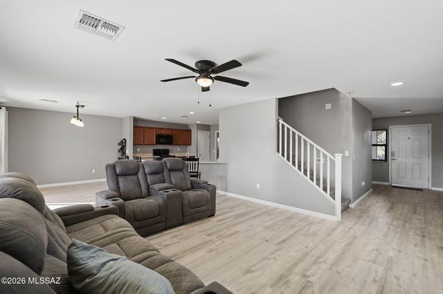 9483 S Crowley Brothers Drive, Tucson, AZ 85747