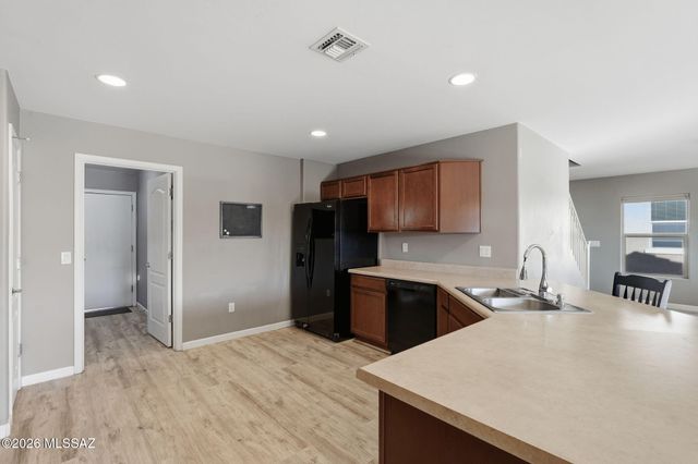 9483 S Crowley Brothers Drive, Tucson, AZ 85747