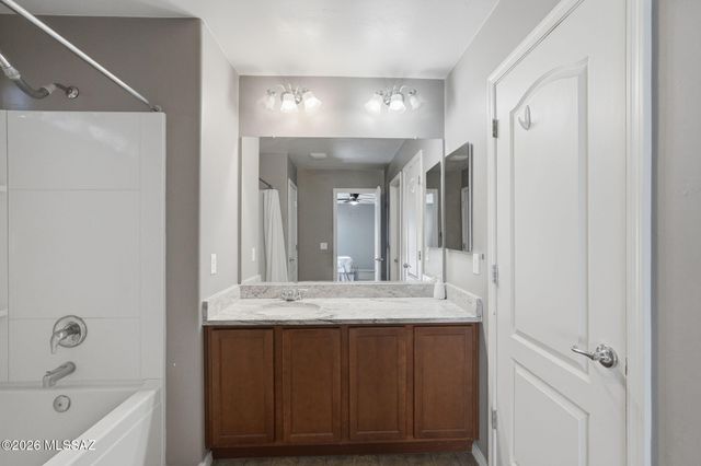 9483 S Crowley Brothers Drive, Tucson, AZ 85747