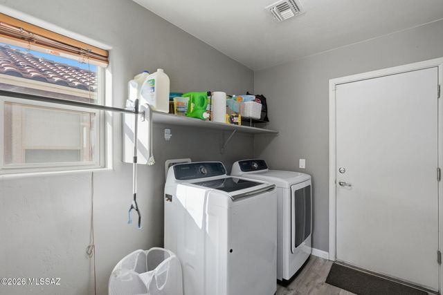 9483 S Crowley Brothers Drive, Tucson, AZ 85747