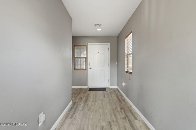 9483 S Crowley Brothers Drive, Tucson, AZ 85747