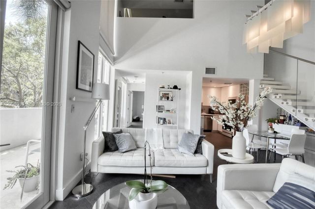 1428 W Ave 204 204, Miami Beach, FL 33139