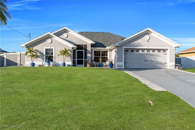 1021 NE 32nd ST, Cape Coral, FL 33909