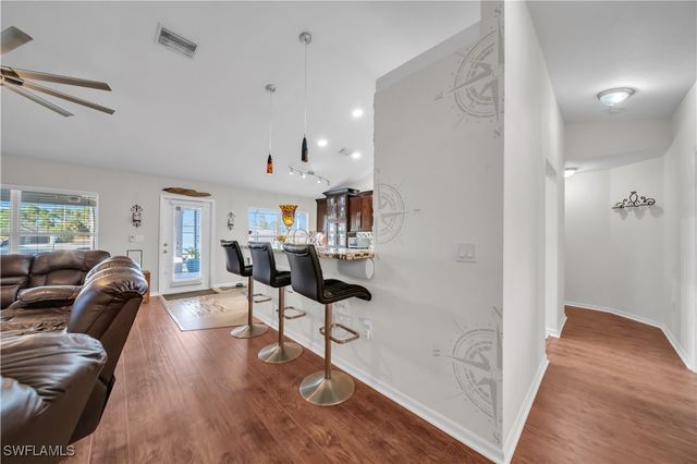 1021 NE 32nd ST, Cape Coral, FL 33909