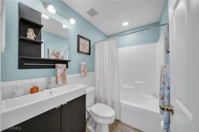 1021 NE 32nd ST, Cape Coral, FL 33909