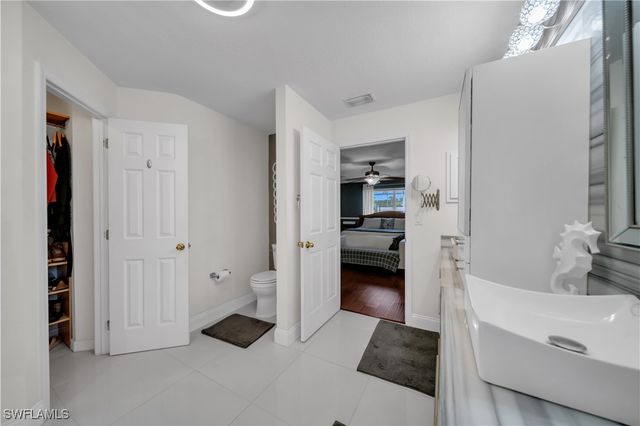 1021 NE 32nd ST, Cape Coral, FL 33909