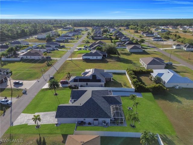 1021 NE 32nd ST, Cape Coral, FL 33909