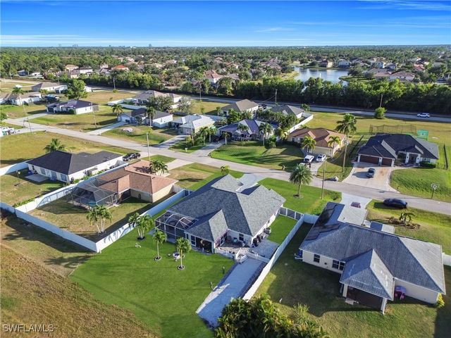 1021 NE 32nd ST, Cape Coral, FL 33909