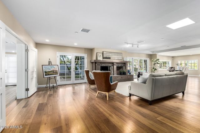 11832 N OAKHURST Way, Scottsdale, AZ 85254