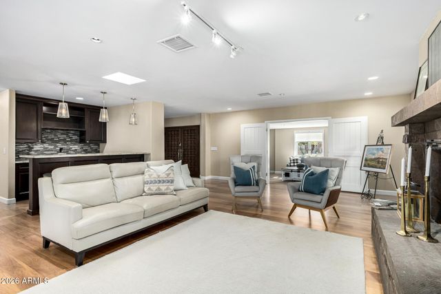 11832 N OAKHURST Way, Scottsdale, AZ 85254