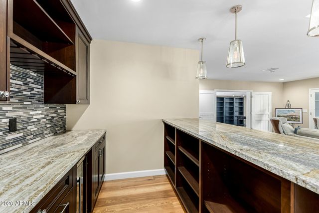 11832 N OAKHURST Way, Scottsdale, AZ 85254