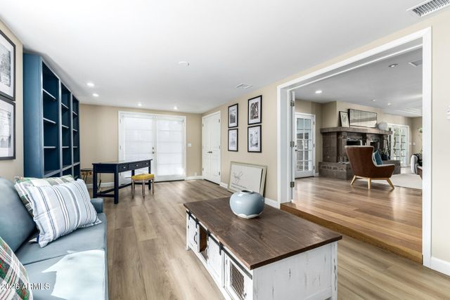 11832 N OAKHURST Way, Scottsdale, AZ 85254