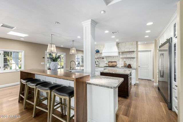 11832 N OAKHURST Way, Scottsdale, AZ 85254