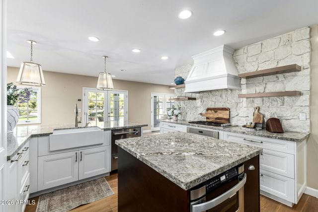 11832 N OAKHURST Way, Scottsdale, AZ 85254