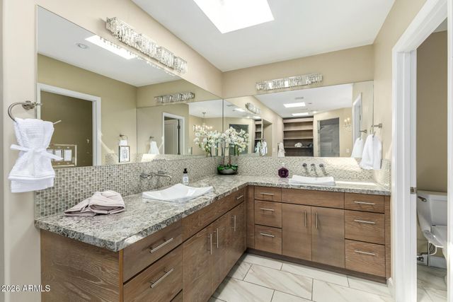 11832 N OAKHURST Way, Scottsdale, AZ 85254