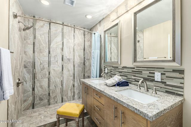 11832 N OAKHURST Way, Scottsdale, AZ 85254