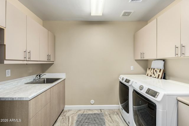 11832 N OAKHURST Way, Scottsdale, AZ 85254