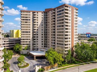 3525 Sage Road 1016, Houston, TX 77056
