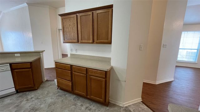 921 Simon Drive, Cedar Hill, TX 75104