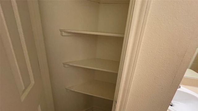 921 Simon Drive, Cedar Hill, TX 75104