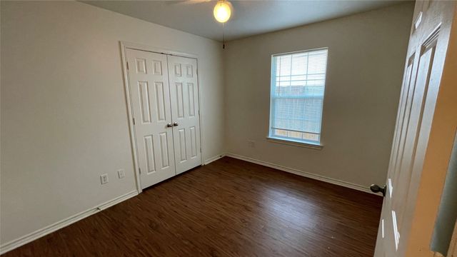 921 Simon Drive, Cedar Hill, TX 75104